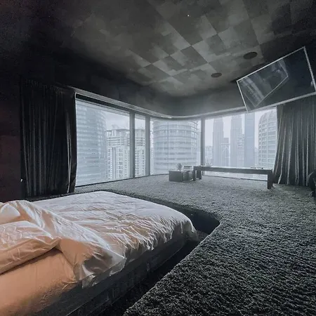Deluxe Family Suites W Klcc View
